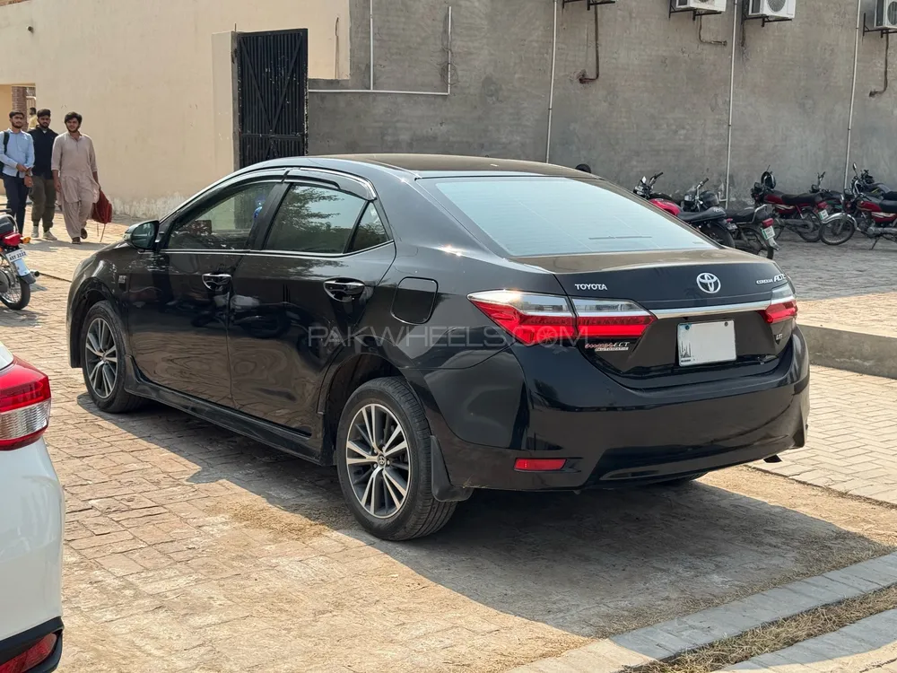 Toyota Corolla 2019 for Sale in Multan Toyota Corolla 2019 for Sale in Multan Image-4