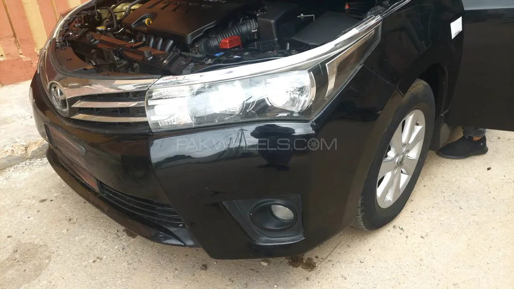 Toyota Corolla 2015 for Sale in Karachi Toyota Corolla 2015 for Sale in Karachi Image-9