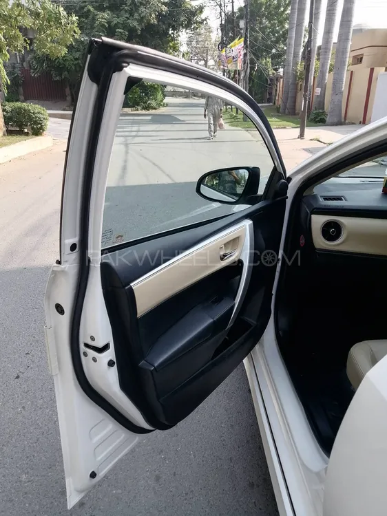Toyota Corolla 2022 for Sale in Lahore Toyota Corolla 2022 for Sale in Lahore Image-7