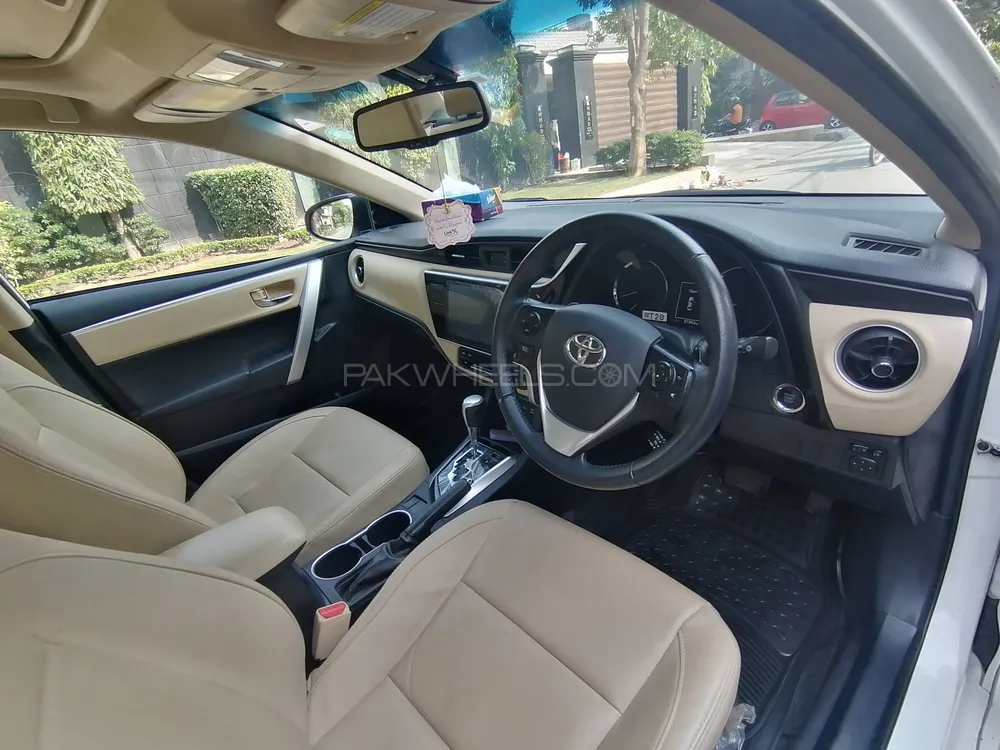 Toyota Corolla 2022 for Sale in Lahore Toyota Corolla 2022 for Sale in Lahore Image-9