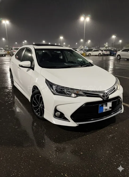 Toyota Corolla 2025 for Sale in Peshawar Toyota Corolla 2025 for Sale in Peshawar Image-7