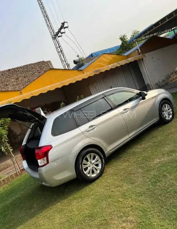 Toyota Corolla Fielder 2015 for Sale in Peshawar Toyota Corolla Fielder 2015 for Sale in Peshawar Image-3