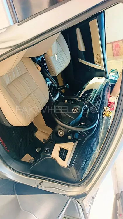 Toyota Corolla 2015 for Sale in Rawalpindi Toyota Corolla 2015 for Sale in Rawalpindi Image-10