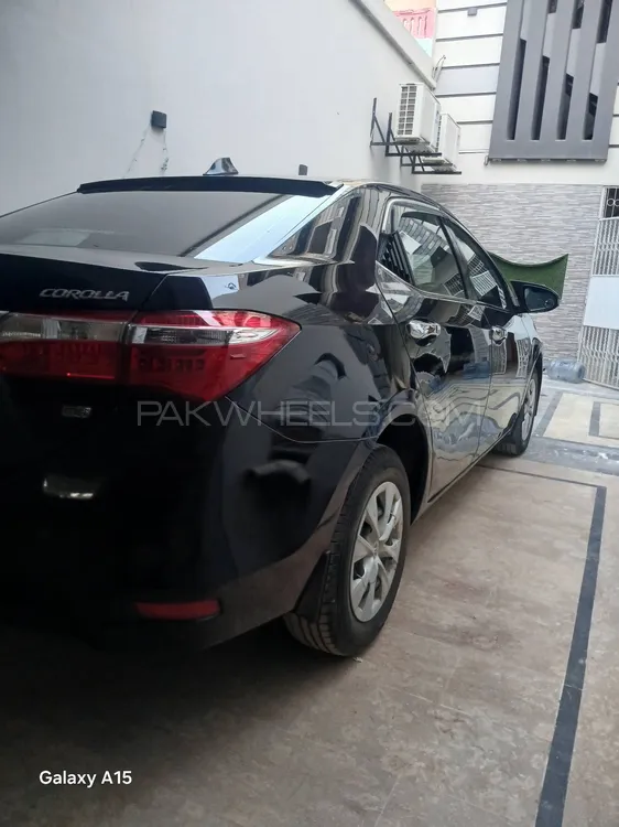 Toyota Corolla 2016 for Sale in Karachi Toyota Corolla 2016 for Sale in Karachi Image-2