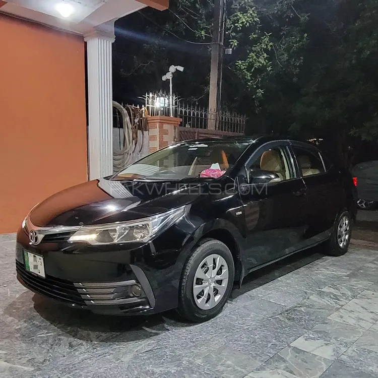 Toyota Corolla 2018 for Sale in Lahore Toyota Corolla 2018 for Sale in Lahore Image-6