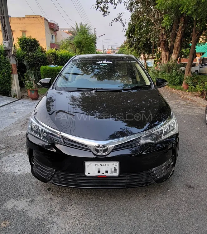 Toyota Corolla 2018 for Sale in Lahore Toyota Corolla 2018 for Sale in Lahore Image-4