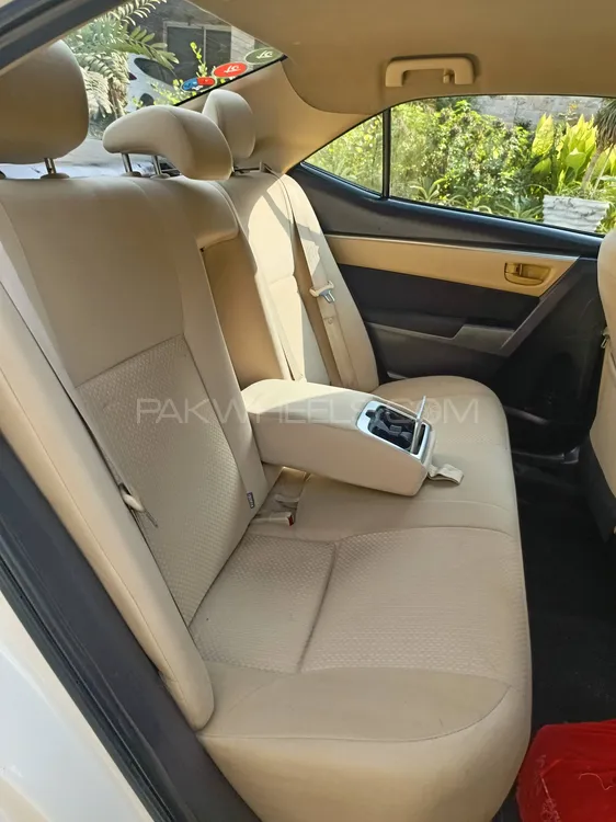 Toyota Corolla 2019 for Sale in Bahawalpur Toyota Corolla 2019 for Sale in Bahawalpur Image-9