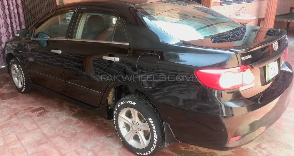 Toyota Corolla 2011 for Sale in Kohat Toyota Corolla 2011 for Sale in Kohat Image-3