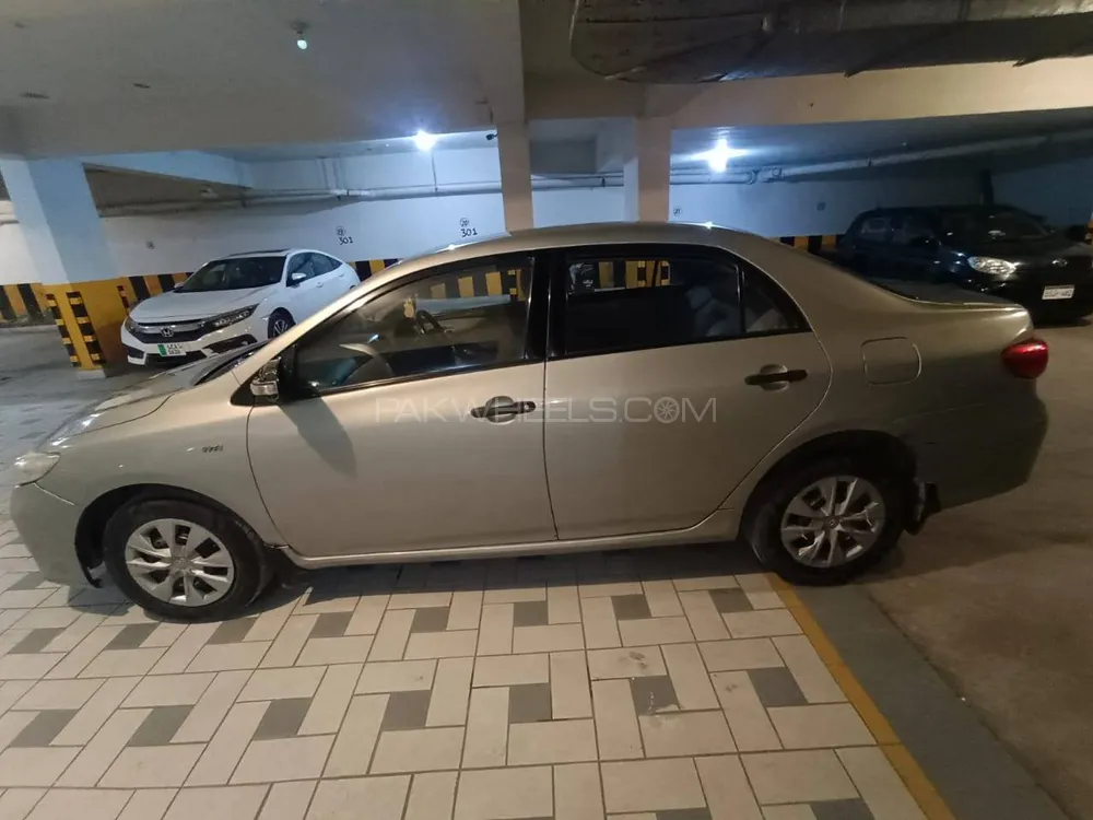 Toyota Corolla 2011 for Sale in Lahore Toyota Corolla 2011 for Sale in Lahore Image-4