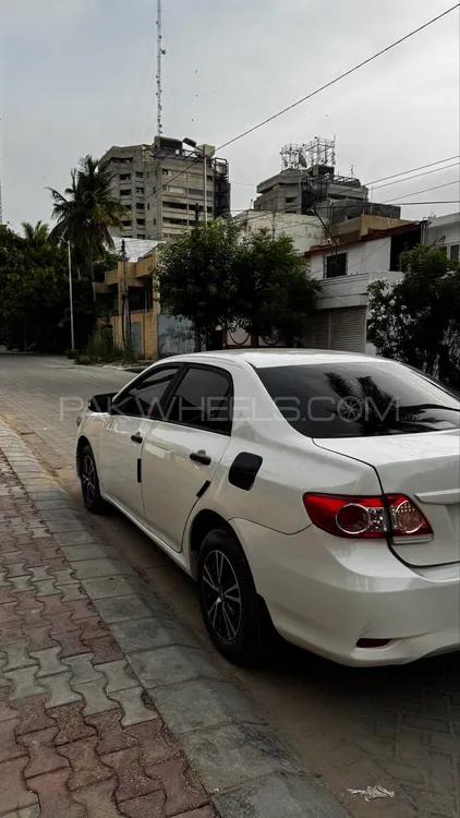 Toyota Corolla 2013 for Sale in Karachi Toyota Corolla 2013 for Sale in Karachi Image-3