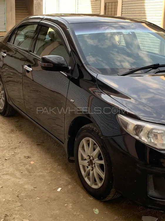 Toyota Corolla 2013 for Sale in Bhimber Toyota Corolla 2013 for Sale in Bhimber Image-2
