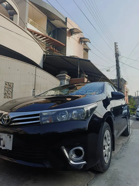 Toyota Corolla 2015 for Sale in Lahore Toyota Corolla 2015 for Sale in Lahore Image-2