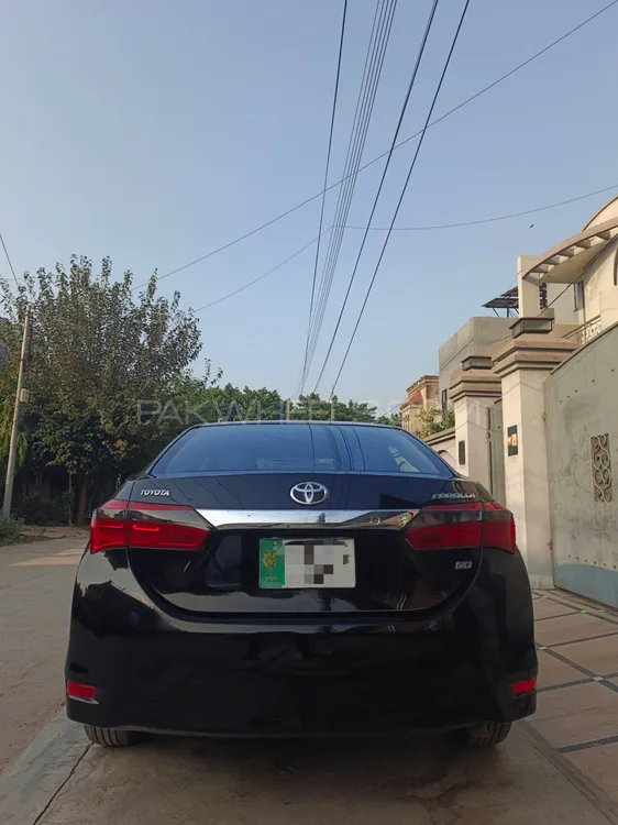 Toyota Corolla 2015 for Sale in Lahore Toyota Corolla 2015 for Sale in Lahore Image-4