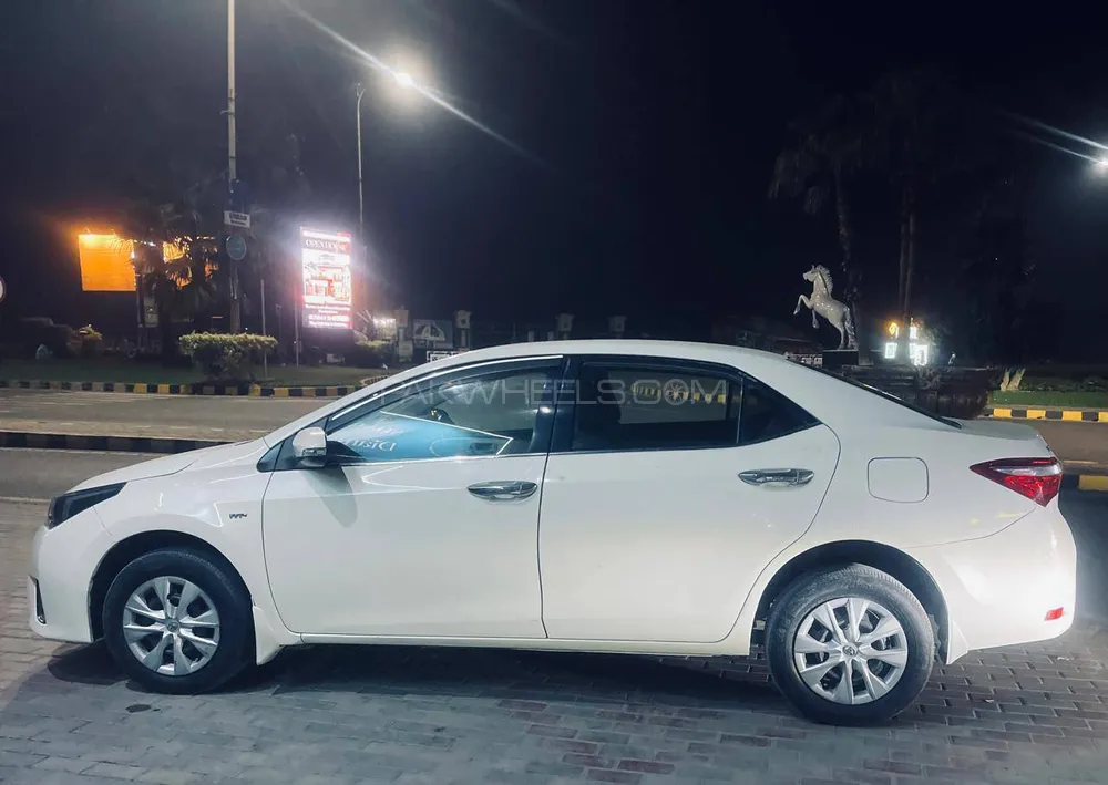 Toyota Corolla 2016 for Sale in Lahore Toyota Corolla 2016 for Sale in Lahore Image-6