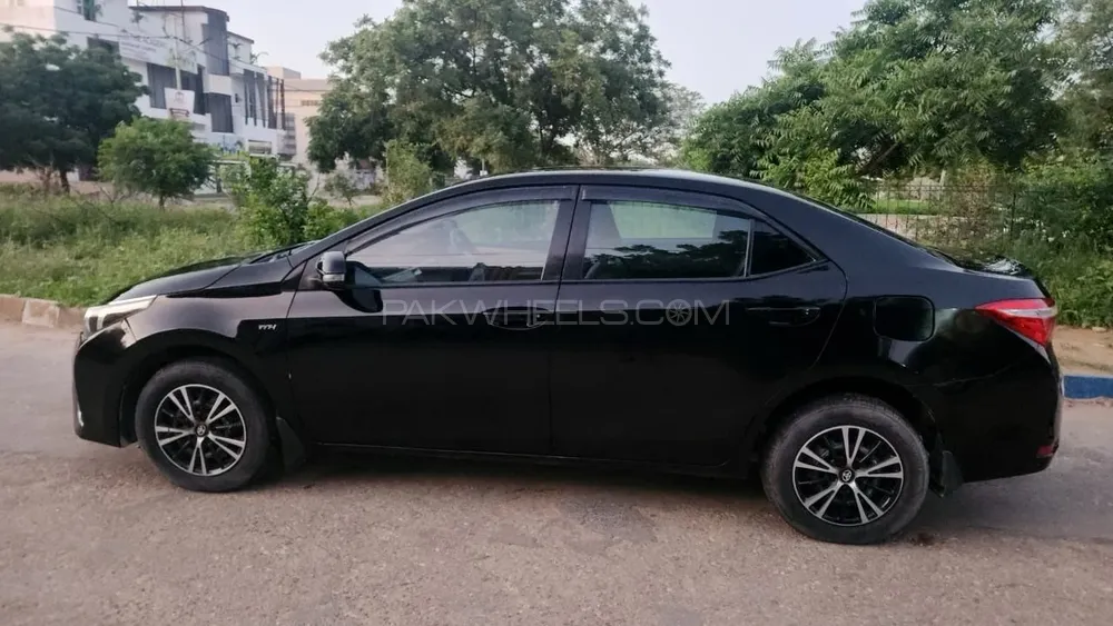 Toyota Corolla 2017 for Sale in Karachi Toyota Corolla 2017 for Sale in Karachi Image-5