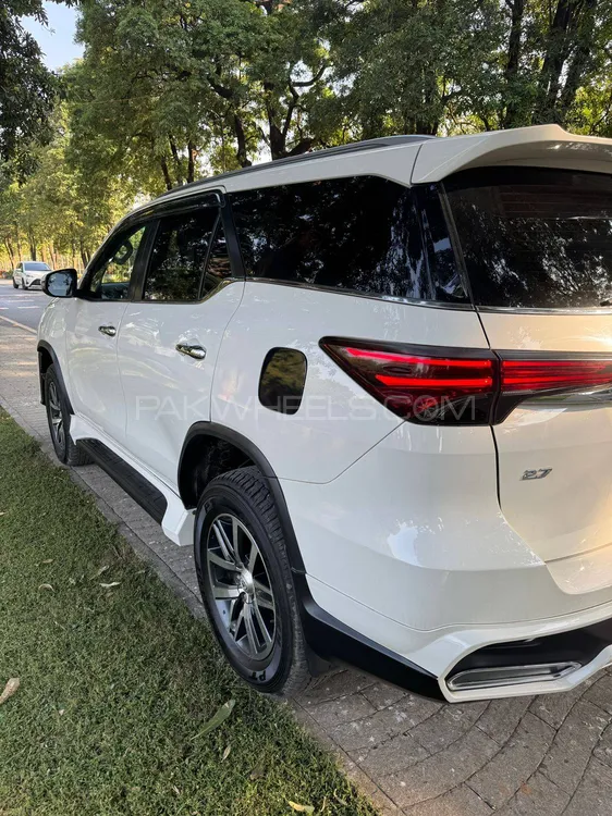 Toyota Fortuner 2022 for Sale in Sialkot Toyota Fortuner 2022 for Sale in Sialkot Image-4
