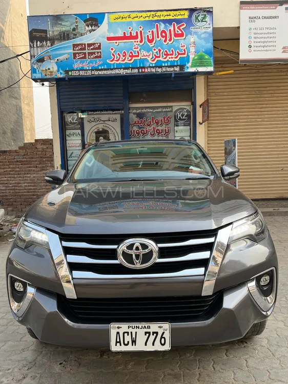 Toyota Fortuner 2021 for Sale in Mian Channu Image-1