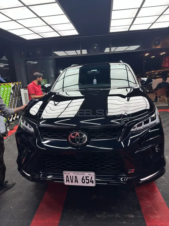 Toyota Fortuner 2024 for Sale in Islamabad Image-1