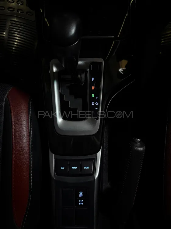 Toyota Fortuner 2022 for Sale in Karachi Toyota Fortuner 2022 for Sale in Karachi Image-8