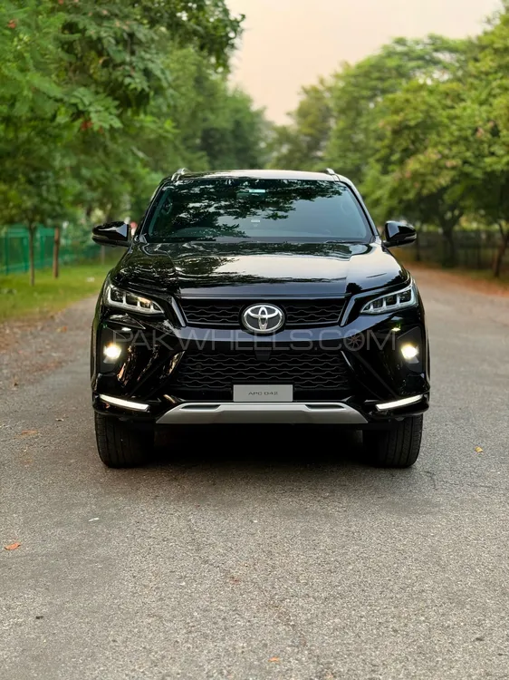 Toyota Fortuner 2023 for Sale in Lahore Toyota Fortuner 2023 for Sale in Lahore Image-1
