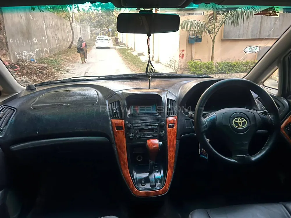 Toyota Harrier 2002 for Sale in Islamabad Toyota Harrier 2002 for Sale in Islamabad Image-9