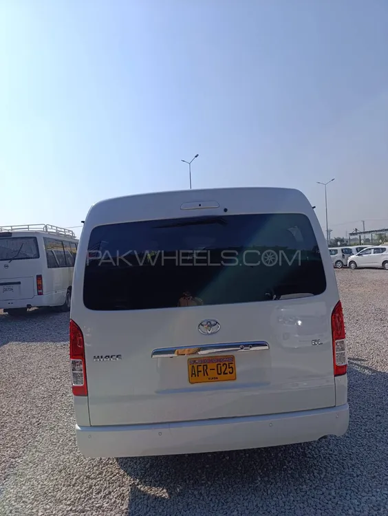 Toyota Hiace 2021 for Sale in Islamabad Toyota Hiace 2021 for Sale in Islamabad Image-2