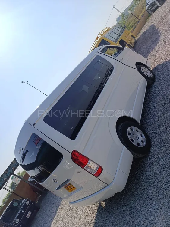 Toyota Hiace 2021 for Sale in Islamabad Toyota Hiace 2021 for Sale in Islamabad Image-6