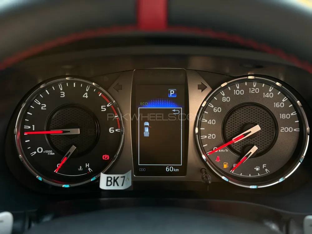 Toyota Hilux 2025 for Sale in Lahore Toyota Hilux 2025 for Sale in Lahore Image-7