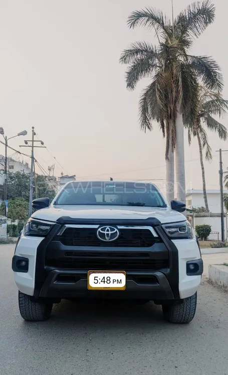 Toyota Hilux 2019 for Sale in Karachi Toyota Hilux 2019 for Sale in Karachi Image-1