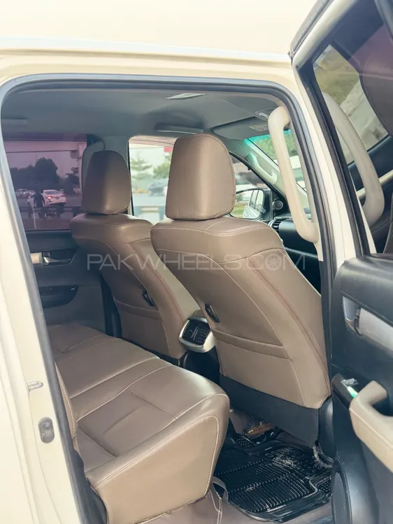 Toyota Hilux 2019 for Sale in Islamabad Toyota Hilux 2019 for Sale in Islamabad Image-7