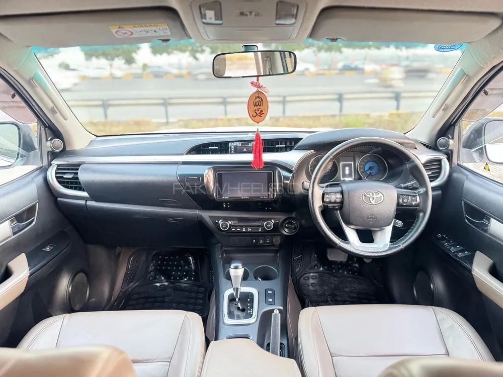 Toyota Hilux 2019 for Sale in Islamabad Toyota Hilux 2019 for Sale in Islamabad Image-8