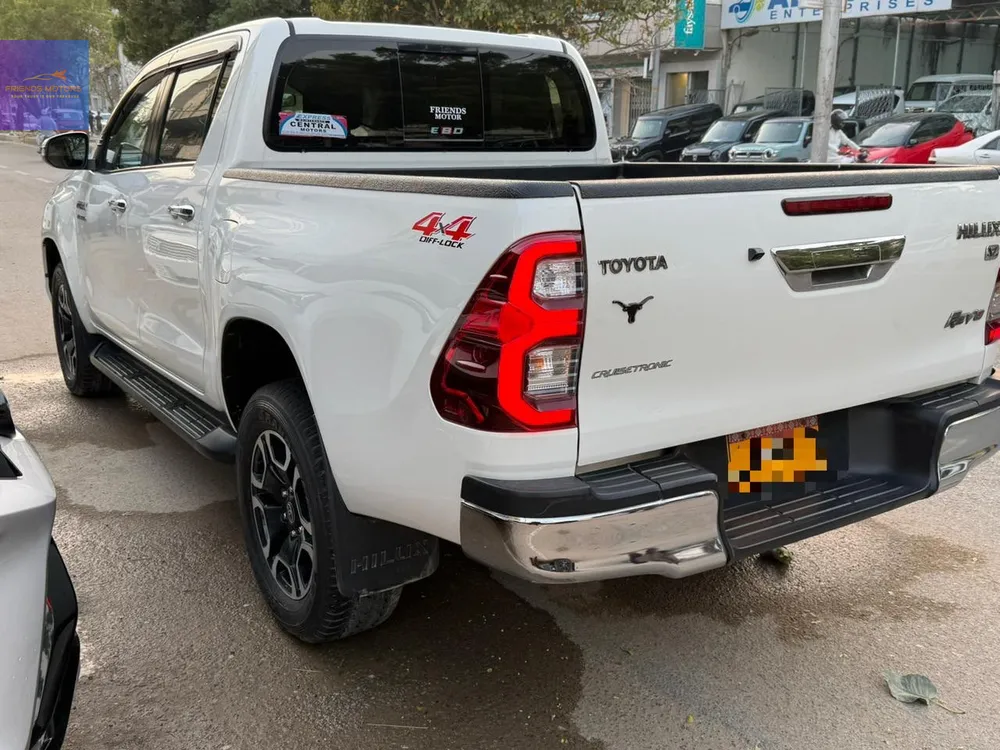 Toyota Hilux 2022 for Sale in Karachi Toyota Hilux 2022 for Sale in Karachi Image-4