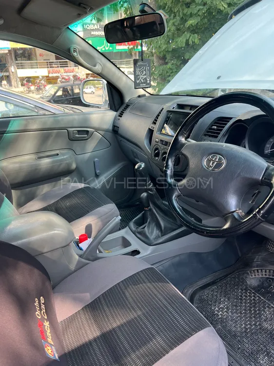 Toyota Hilux 2008 for Sale in Islamabad Toyota Hilux 2008 for Sale in Islamabad Image-7