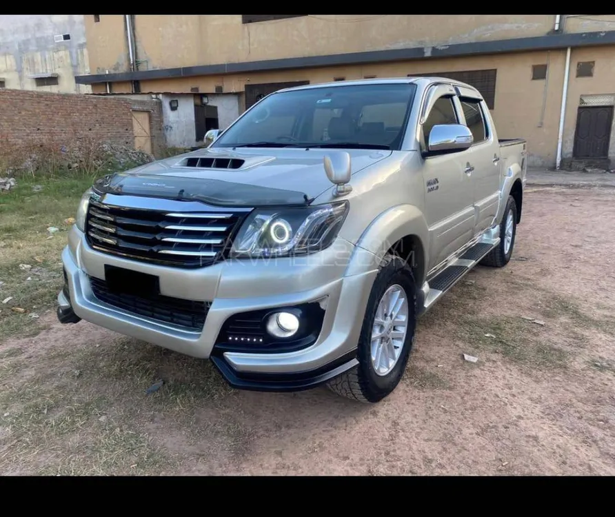 Toyota Hilux 2012 for Sale in Islamabad Toyota Hilux 2012 for Sale in Islamabad Image-13