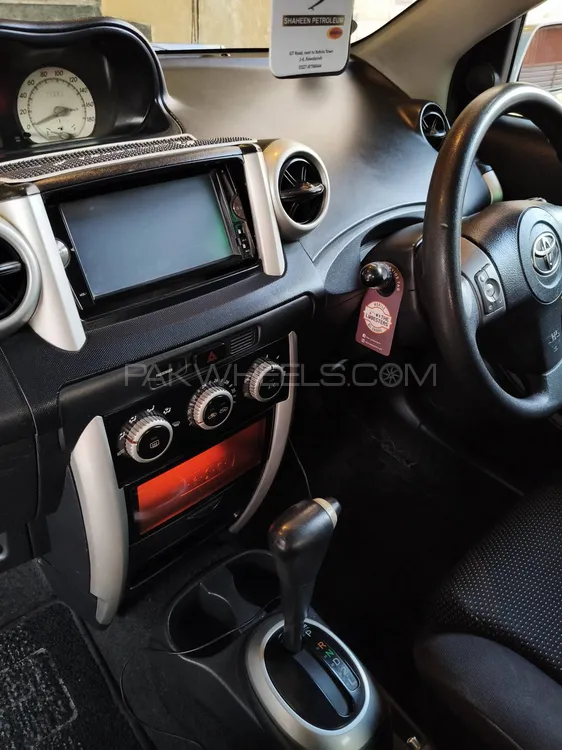 Toyota IST 2004 for Sale in Rawalpindi Toyota IST 2004 for Sale in Rawalpindi Image-7
