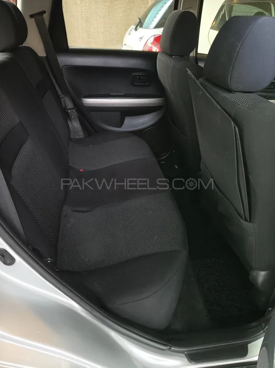 Toyota IST 2004 for Sale in Rawalpindi Toyota IST 2004 for Sale in Rawalpindi Image-14