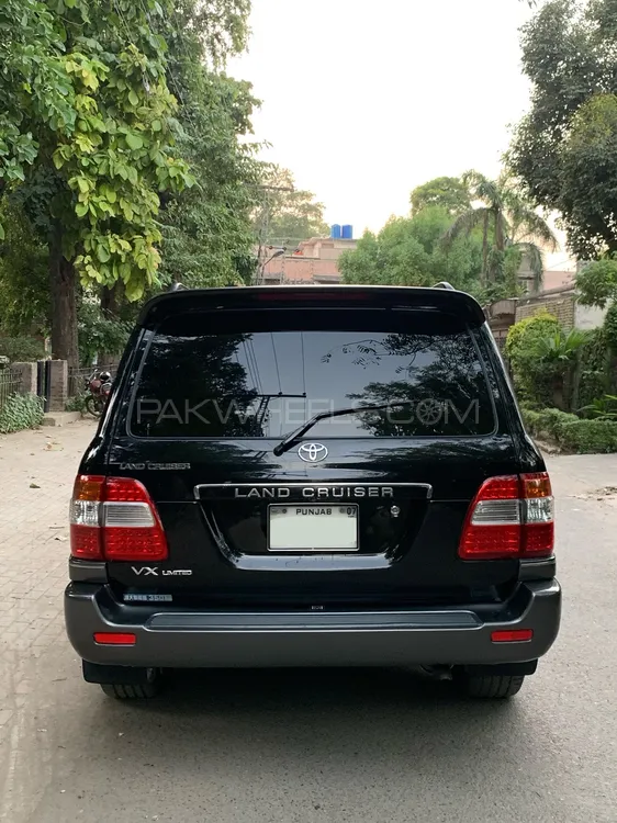Toyota Land Cruiser 2006 for Sale in Lahore Toyota Land Cruiser 2006 for Sale in Lahore Image-7