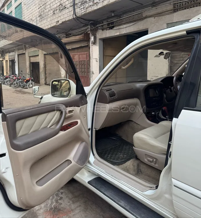 Toyota Land Cruiser 2000 for Sale in Gujranwala Toyota Land Cruiser 2000 for Sale in Gujranwala Image-7
