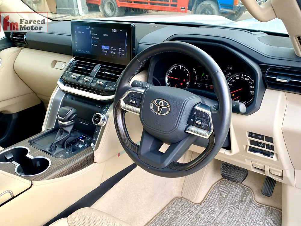 Toyota Land Cruiser 2022 for Sale in Karachi Toyota Land Cruiser 2022 for Sale in Karachi Image-5
