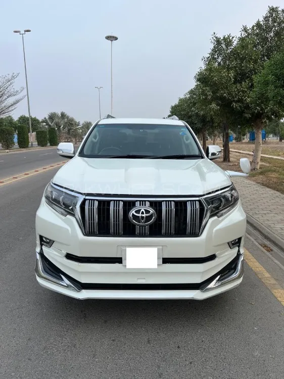 Toyota Prado 2011 for Sale in Lahore Toyota Prado 2011 for Sale in Lahore Image-1