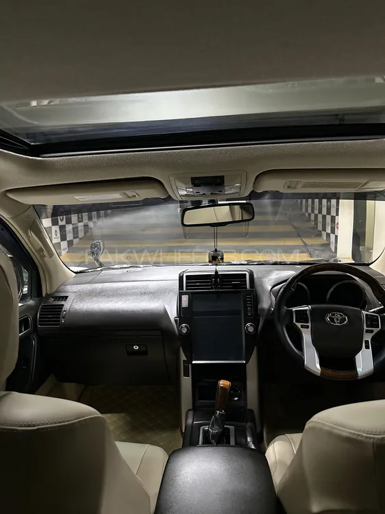 Toyota Prado 2011 for Sale in Lahore Toyota Prado 2011 for Sale in Lahore Image-8
