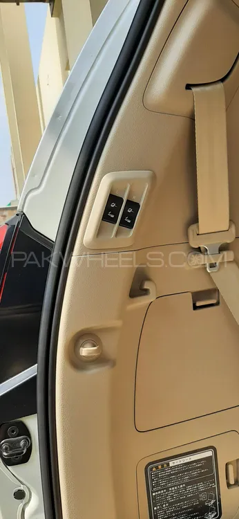 Toyota Prado 2017 for Sale in Lahore Toyota Prado 2017 for Sale in Lahore Image-17