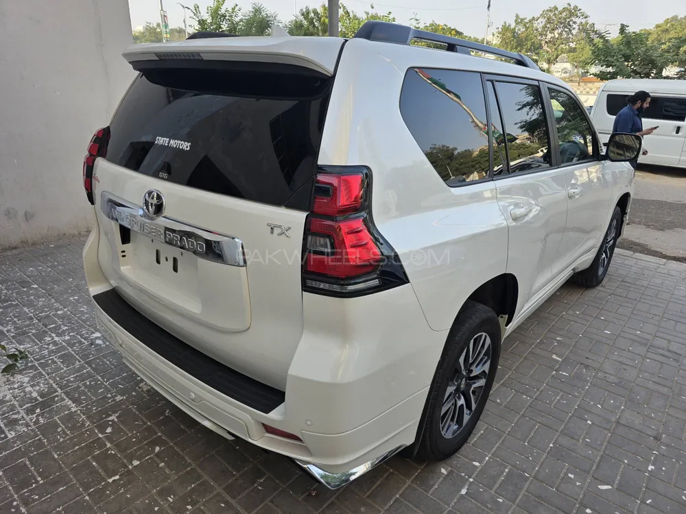 Toyota Prado 2021 for Sale in Karachi Toyota Prado 2021 for Sale in Karachi Image-6