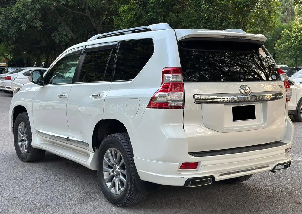 Toyota Prado 2016 for Sale in Jhelum Toyota Prado 2016 for Sale in Jhelum Image-8