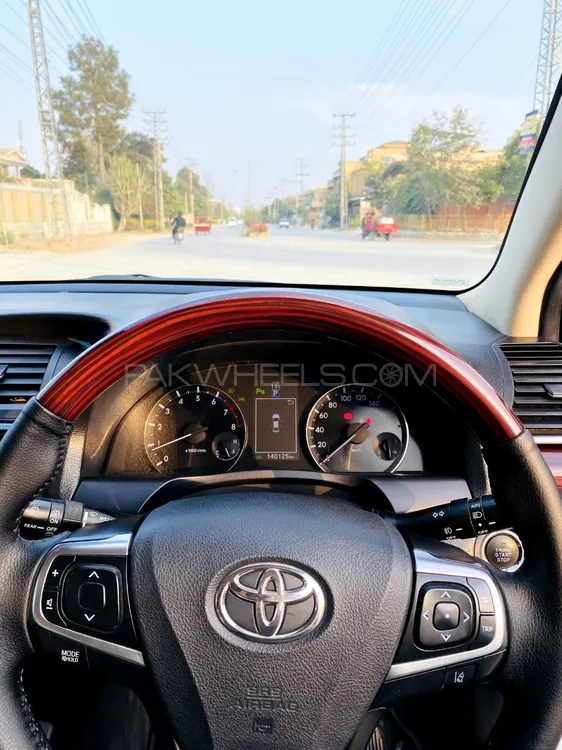 Toyota Premio 2017 for Sale in Peshawar Toyota Premio 2017 for Sale in Peshawar Image-5
