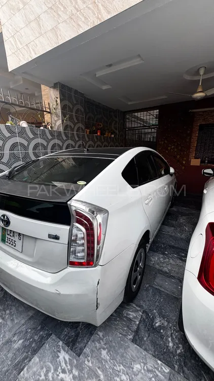 Toyota Prius 2012 for Sale in Lahore Toyota Prius 2012 for Sale in Lahore Image-7