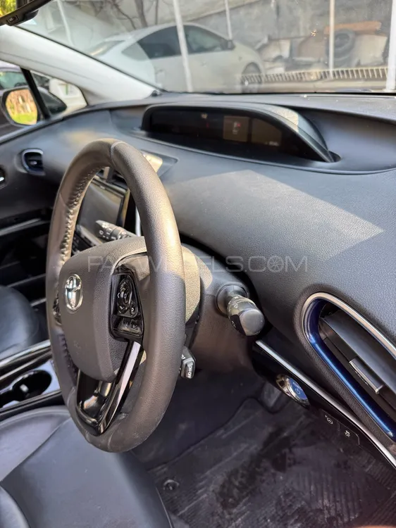 Toyota Prius 2019 for Sale in Peshawar Toyota Prius 2019 for Sale in Peshawar Image-13