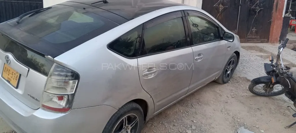 Toyota Prius 2007 for Sale in Karachi Toyota Prius 2007 for Sale in Karachi Image-5