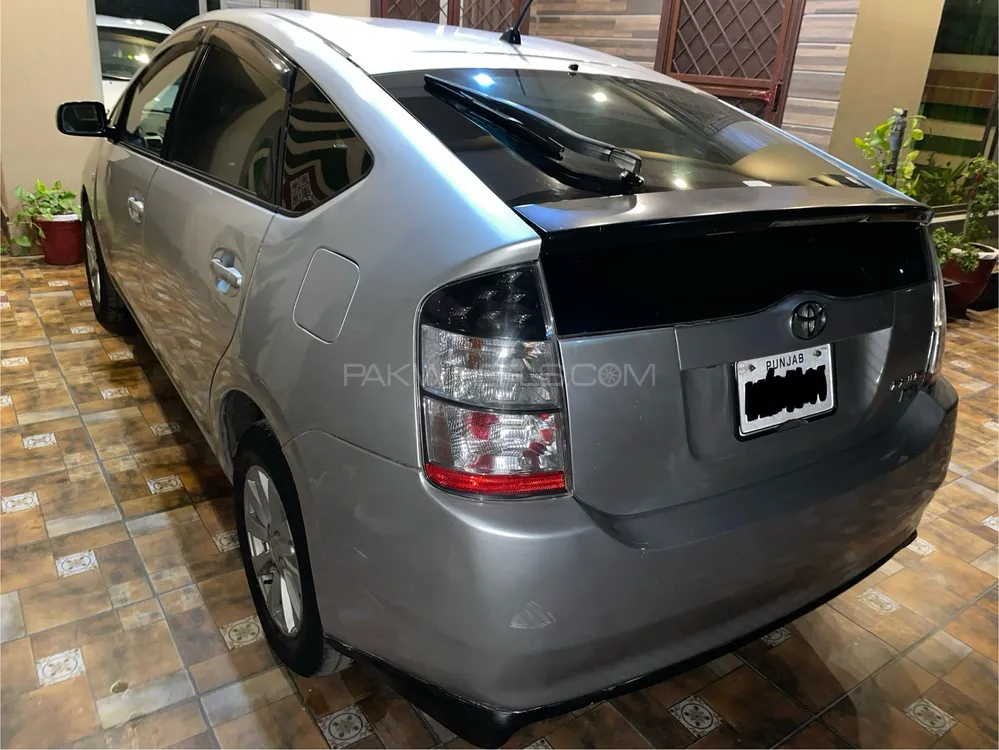 Toyota Prius 2007 for Sale in Lahore Toyota Prius 2007 for Sale in Lahore Image-10