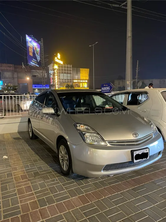 Toyota Prius 2007 for Sale in Lahore Toyota Prius 2007 for Sale in Lahore Image-5